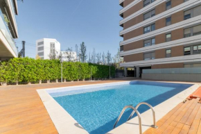 Penthouse with Private Terrace & Pool Access